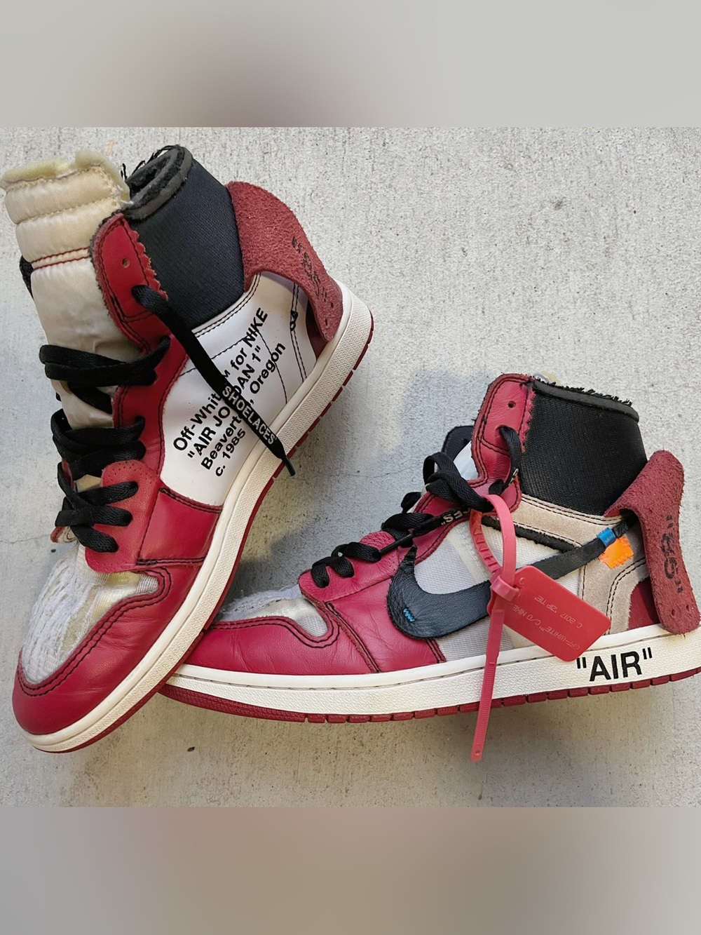 Size 11 - Jordan 1 Retro OG x Off-White High Chicago - Picture 2 of 5